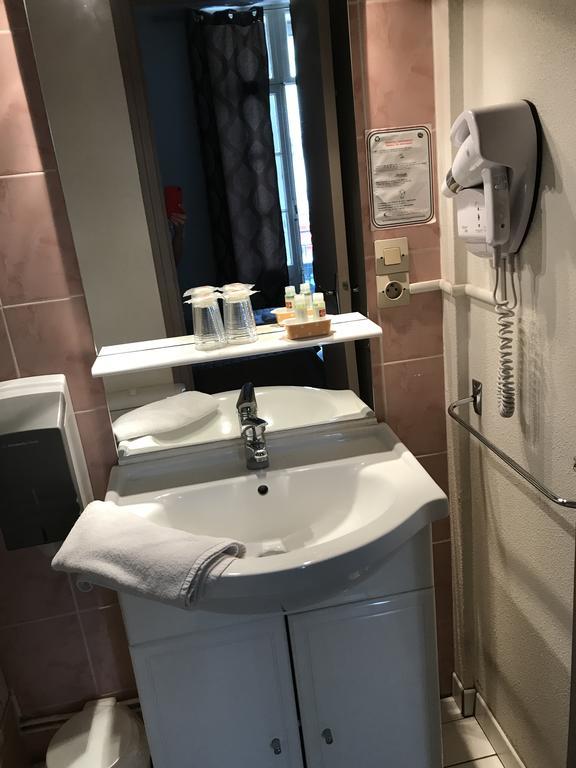 Hotel Alexander Perpignan Ruang foto